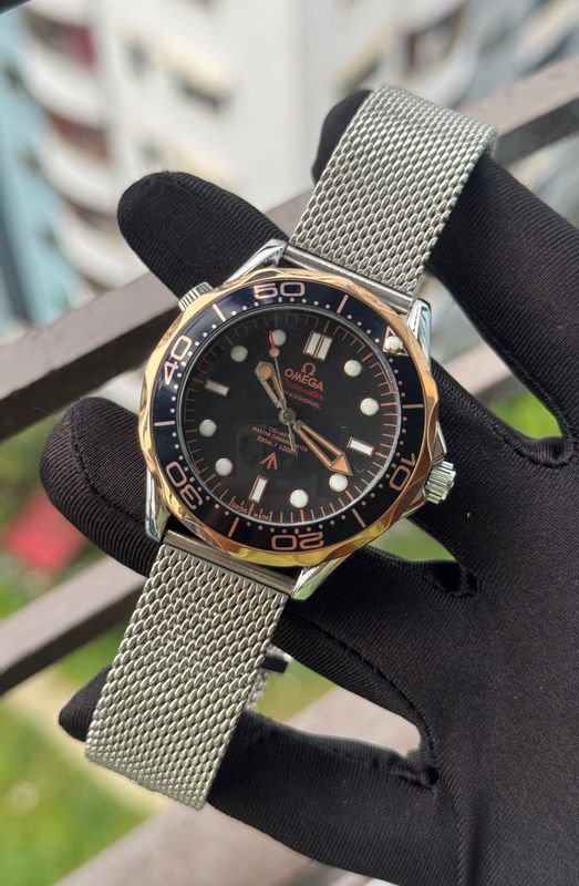 Omega 007 Rose gold two tone