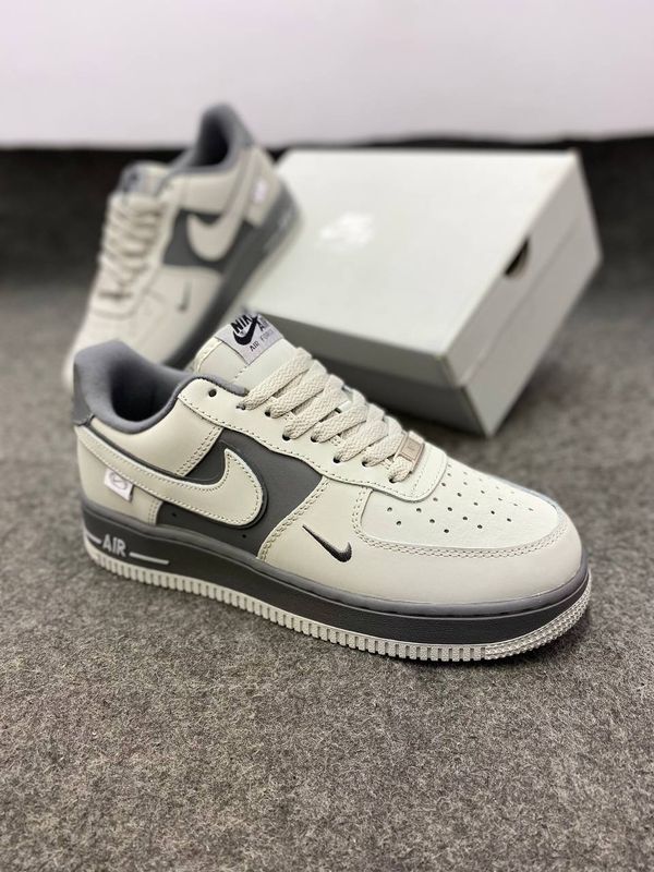 Nike Air Force 1 07 Low Dark Grey
