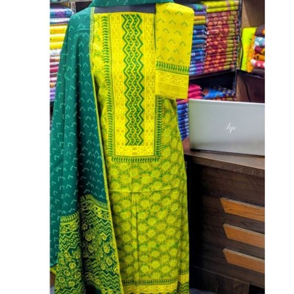 New Exclushive Collection High Qualitiey Cotton Printed Three Piece