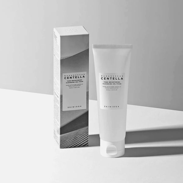 SKIN1004 Madagascar Centella Tone Brightening Cleansing Gel Foam 125ml