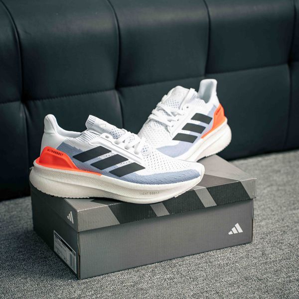 Adidas Ultraboost 22 (1:1)