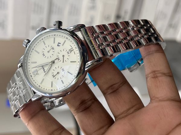 FOSSIL FREE BELT OFFER WHITE DIAL