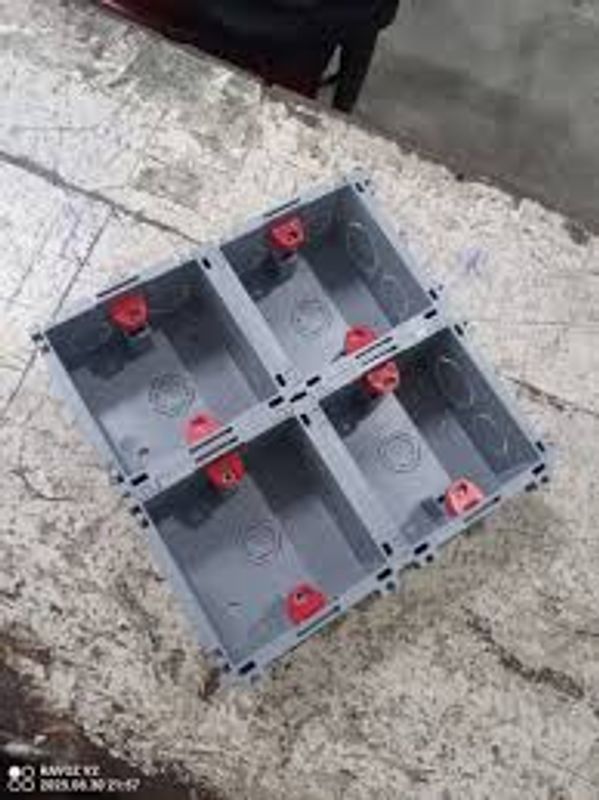 আকিজ জংশন বক্স