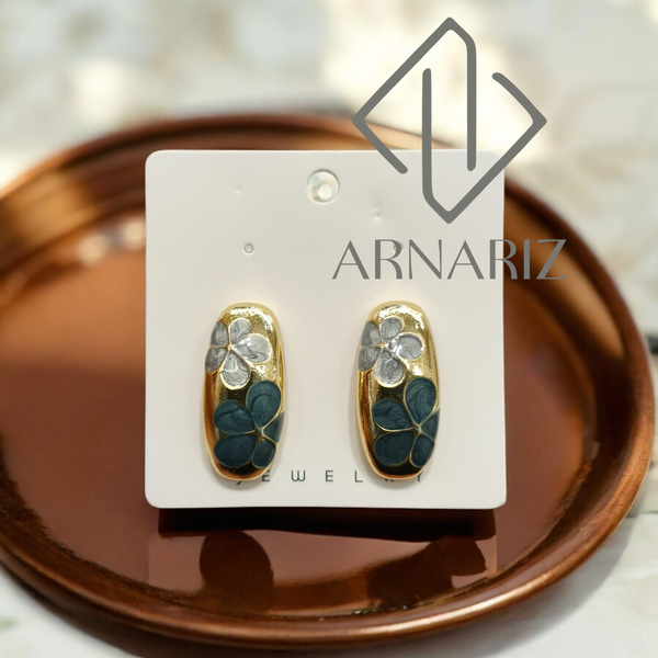 Mina earring