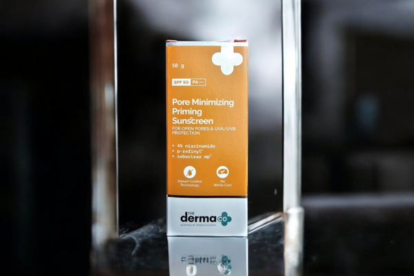 Derma co Pore Minimizing Priming Sunscreen with SPF 50 & PA+++ | 50g