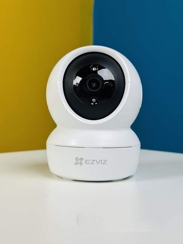 EZVIZ CS‑H6C 2 MP (1080p) Pan & Tilt Night-Vision Home Camera
