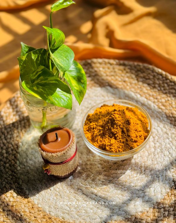 কুষ্টিয়ার খাঁটি হলুদ গুঁড়া (২৫০গ্রাম)