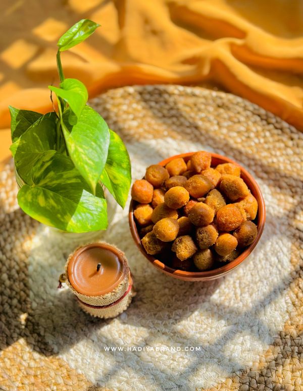 কুষ্টিয়া শিশির বেকারীর মুনাক্কা (৪০০গ্রাম)