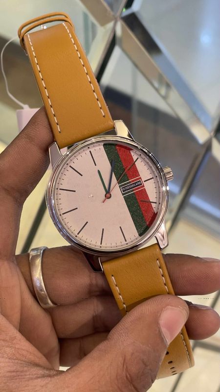 Authentic Peter England