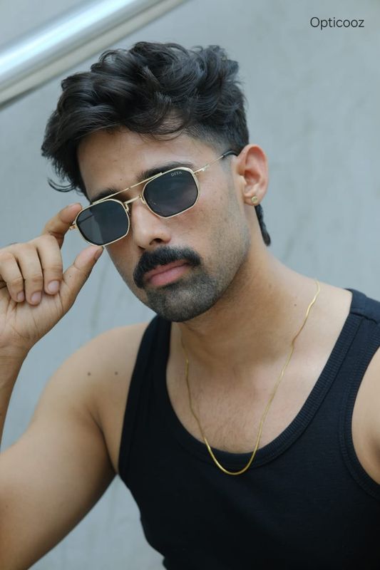 1916_Premium Metal Sunglass