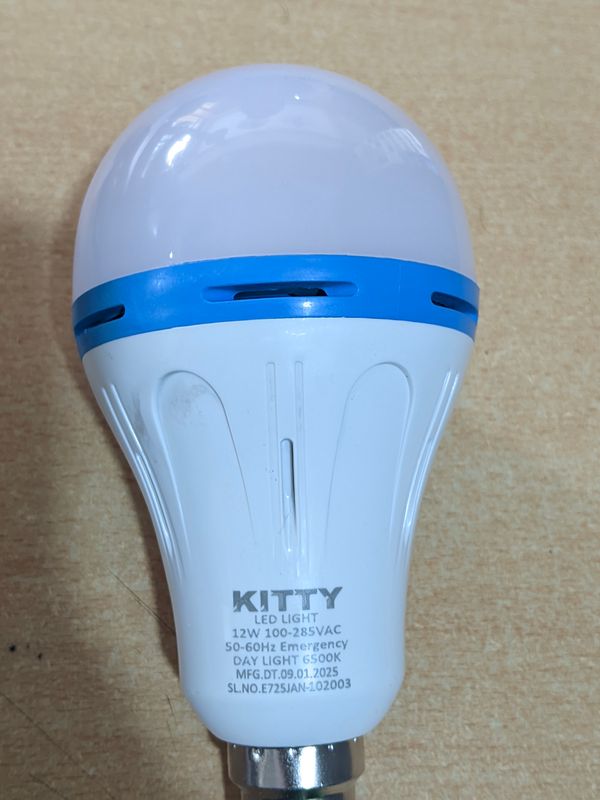 Kitty 10w Ac/Dc Light
