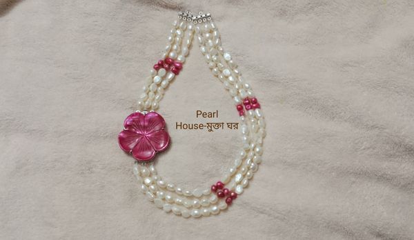 Exclusive Pearl 3 layer Necklace