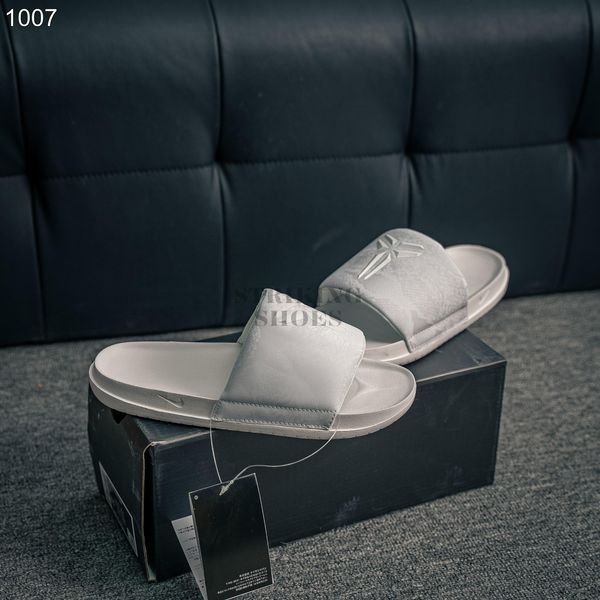 Nike Kobe Offcourt Slides