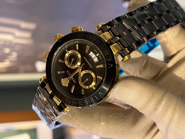 Versace Black Gold Chain Semi AAA Grade