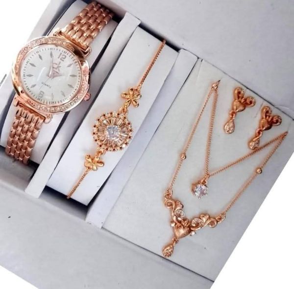 đ āĻāĻžāĻāĻā§āϞ (Title):Elegant Women's Watch Combo â Timeless Beauty in One Box!