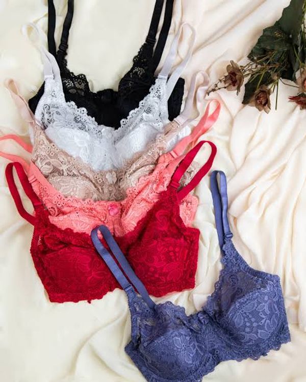4 pcs Everyday/Regular Use double layer net bra for girls.