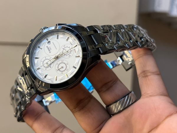 TISSOT BLACK CHAIN WHITE DIAL