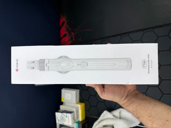 Ulanzi TT88 4-in-1 Mode MagSafe Overhead Selfie Stick.
