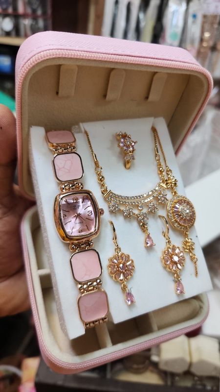 Ladies watch combo set