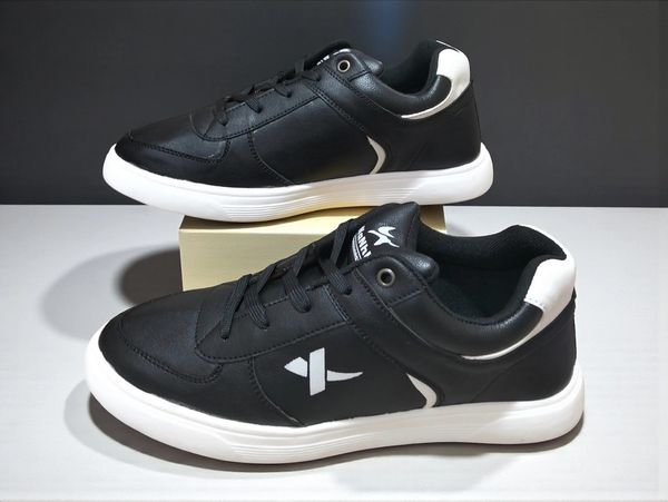 Premium Sneakers (ADS-50)