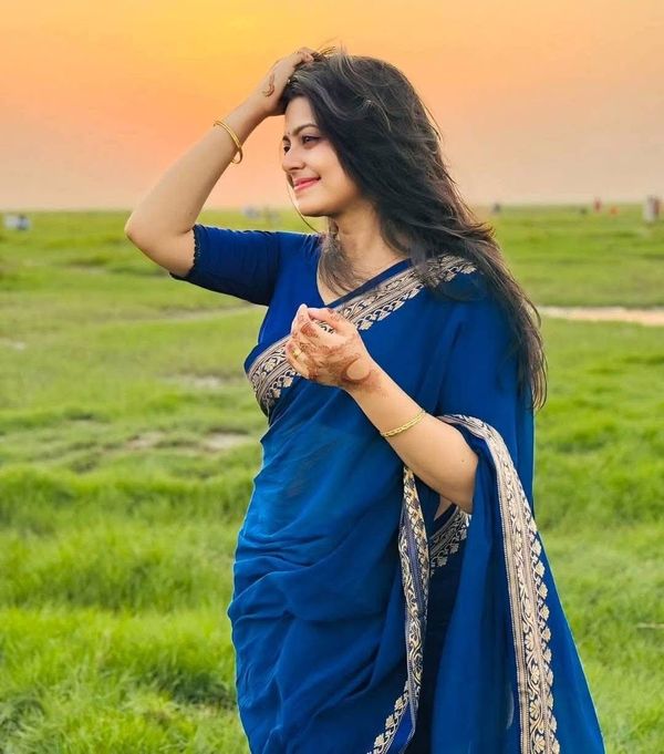 নীল গোধূলি | টাংগাইলে এর হেন্ডলোম শাড়ী |