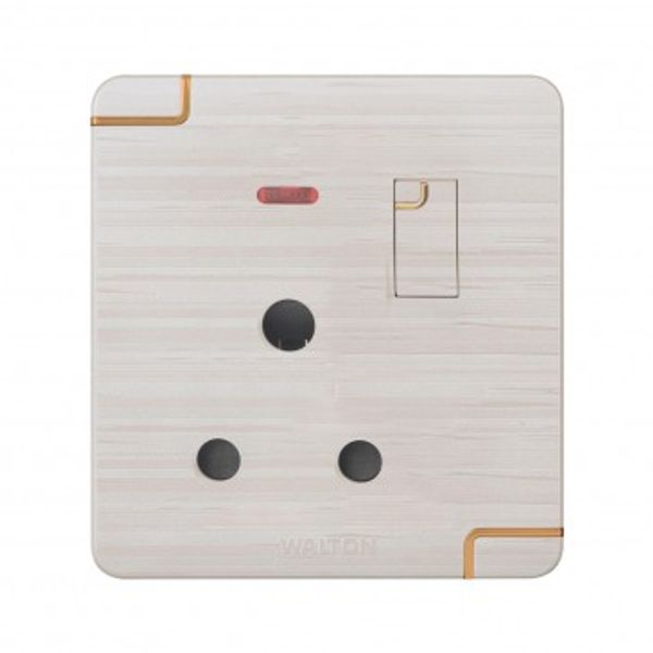 FLORA 3 PIN ROUND SOKET WITH SWITCH