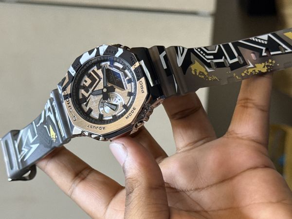 GSHOCK GM 2100 BLACK PRINT METAL BODY