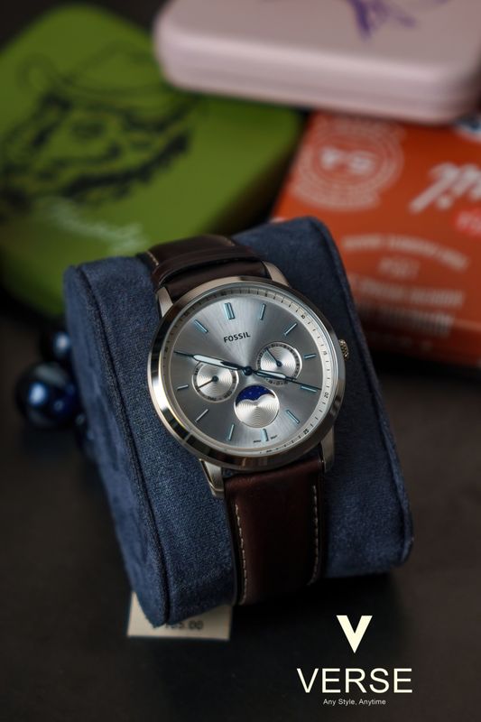 Fossil Neutra Moonphase FS5905 Men’s 42 mm Silver Multifunction Watch – Brown Leather