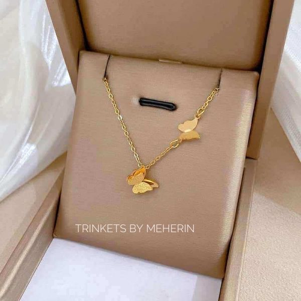 Butterfly neckpiece