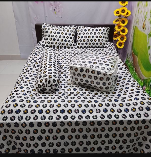 ৫ আইটেমের প্রিমিয়াম কম্ফোর্টার সেট