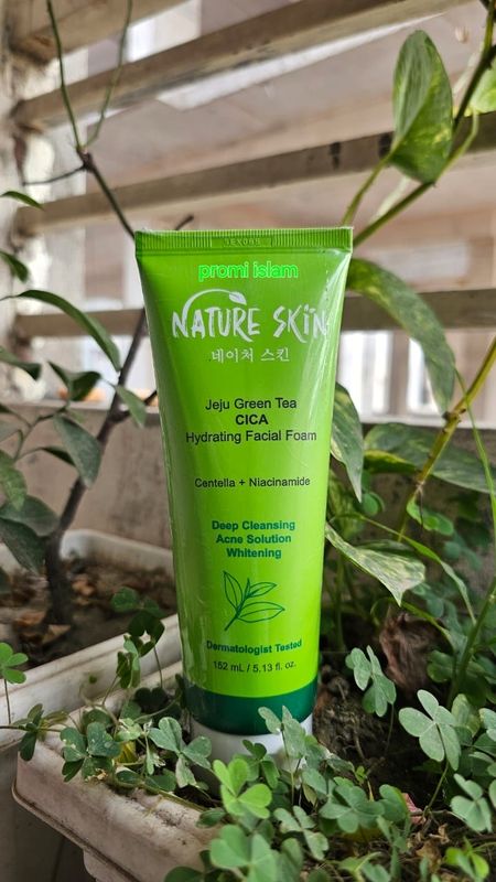 Nature Skin Jeju Green Tea Cica Hydrating Foam