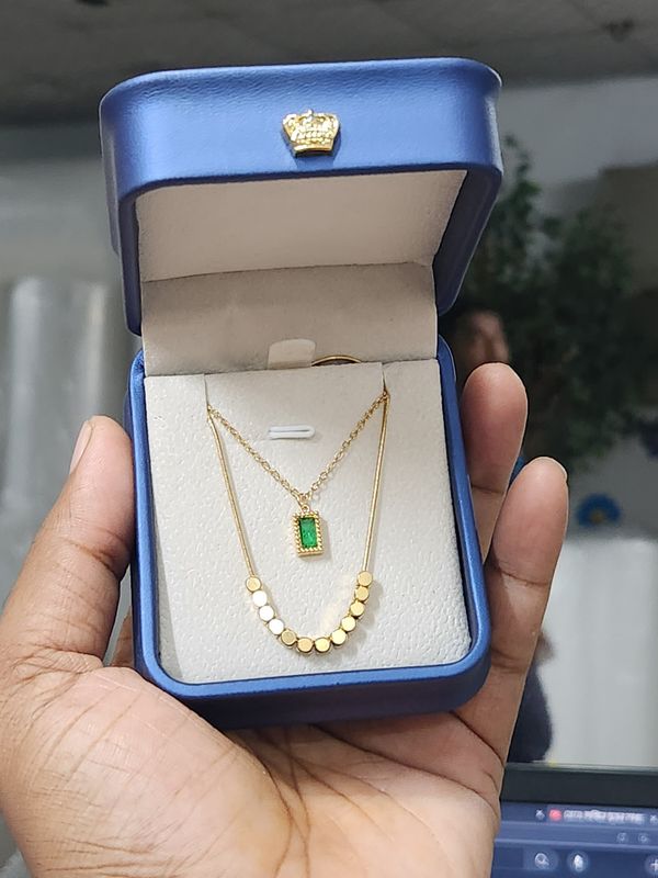 Square  bead green Double layer pendent Colour guaranteed