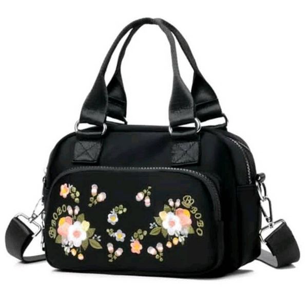 Classical women hand purse