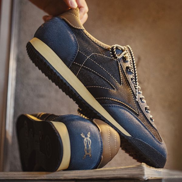 Men's Casual Sneakers