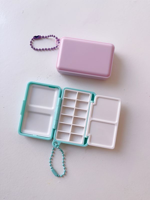 Mini paint box-12 compartments