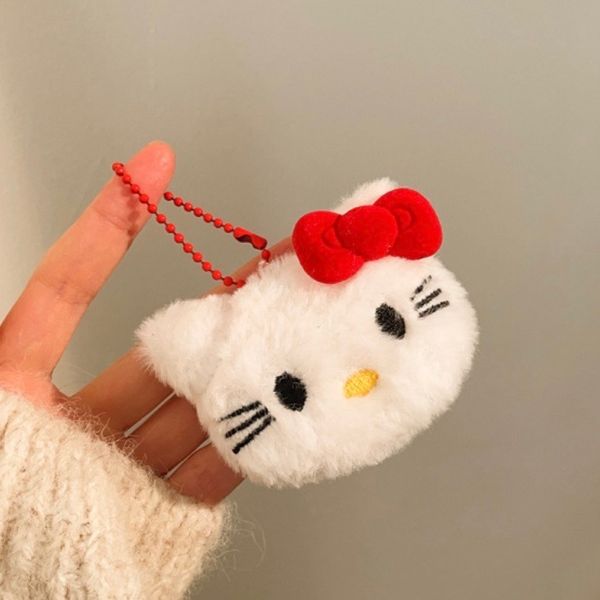hello kitty keychain. 🩷
