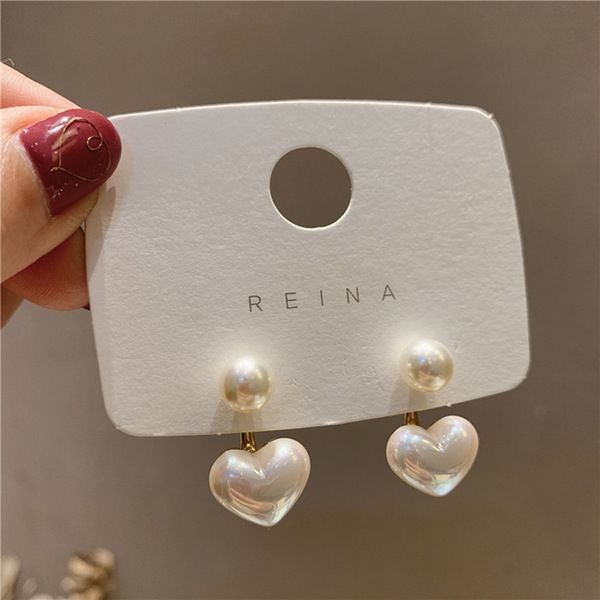 Heart stud earring 🖤 buy one get one