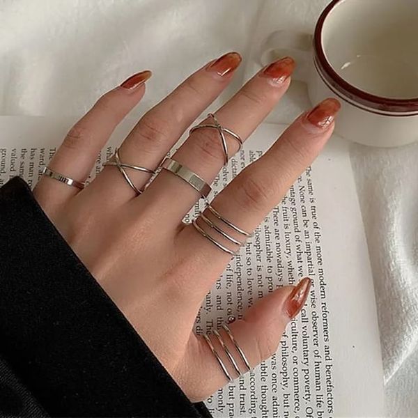 6 pieces ring set. 💜