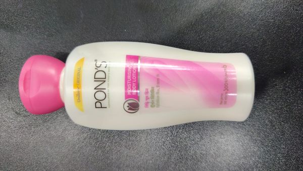 Pond's Body Lotion