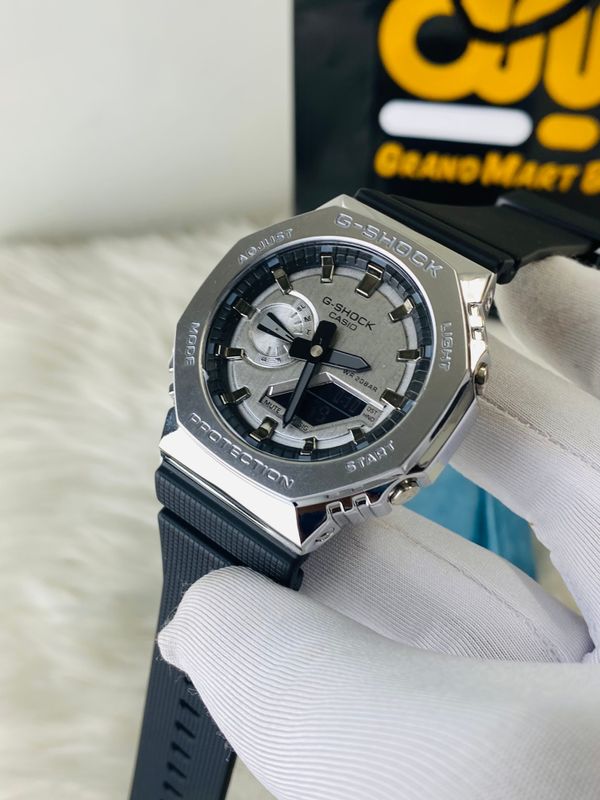 Casio G-Shock GM-2100-1A (A.A.A)