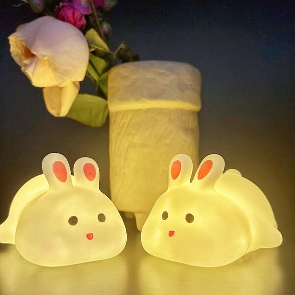 Trendy Cartoon Night Light - Lying down bunny