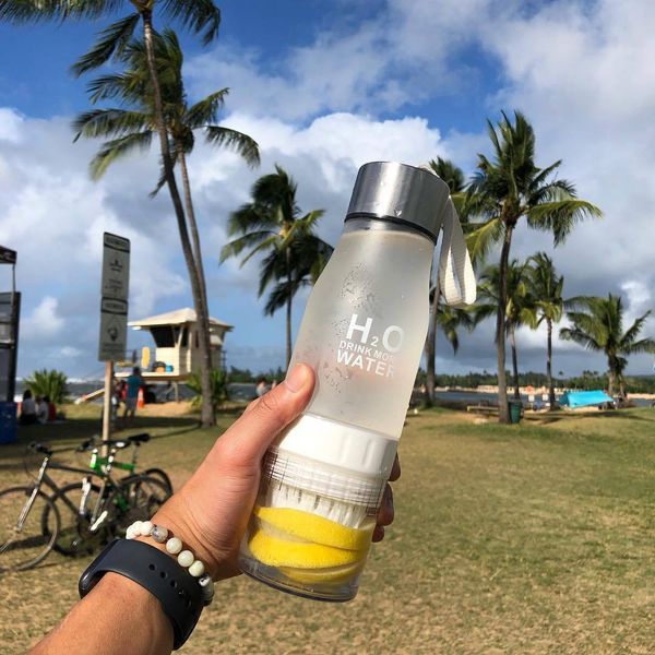 650ml h2o Sports Infuser Water Bottle Lemon Squeezer Sport Bottle