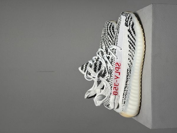 Yeezy 350 V2 Zebra