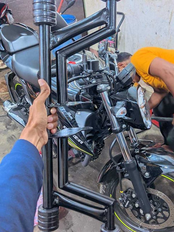 Premium Double Rod Bumper For Suzuki Gixxer