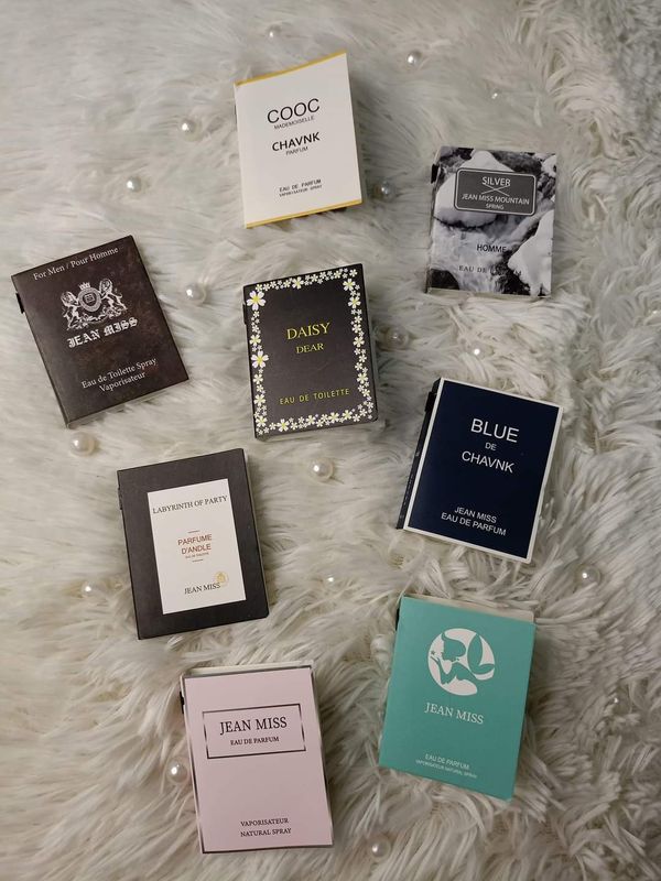 😍Mini Pocket Card Perfume😍