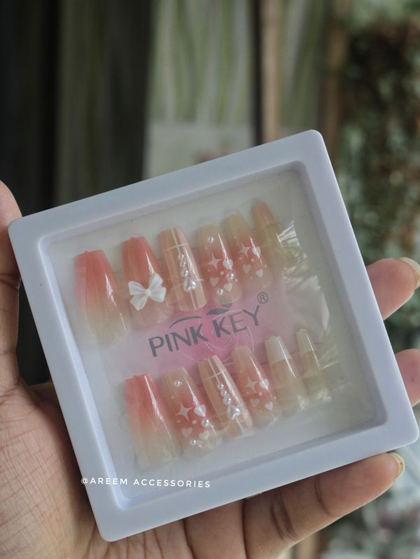 PINK KEY Fake Nails Set - 12 Pieces, Glue Sticker Included