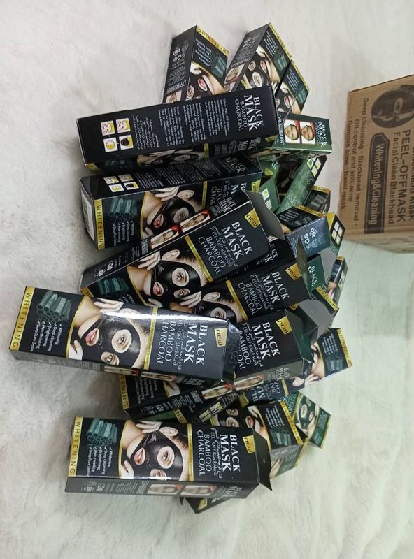 Black Mask Deep Cleansing Peel Off Mask