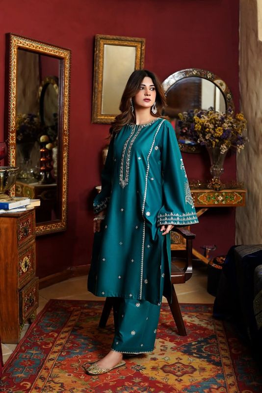 Premium Pakistani Two-Piece