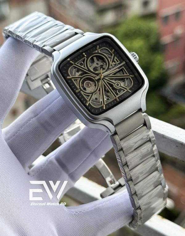 RADO TRUE SQUARE AUTO SILVER BODY BLACK DIAL