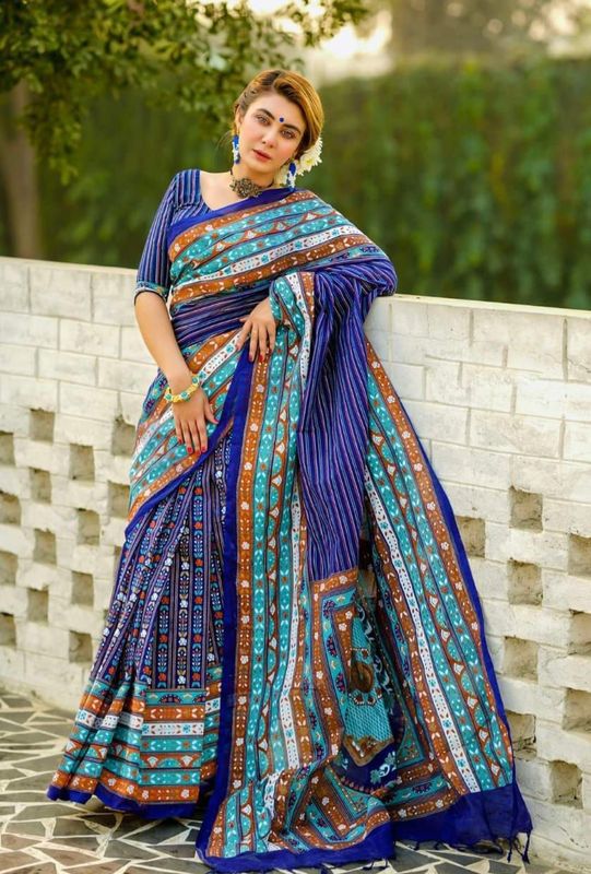 হাফ সিল্ক স্কিন প্রিন্ট শাড়ি